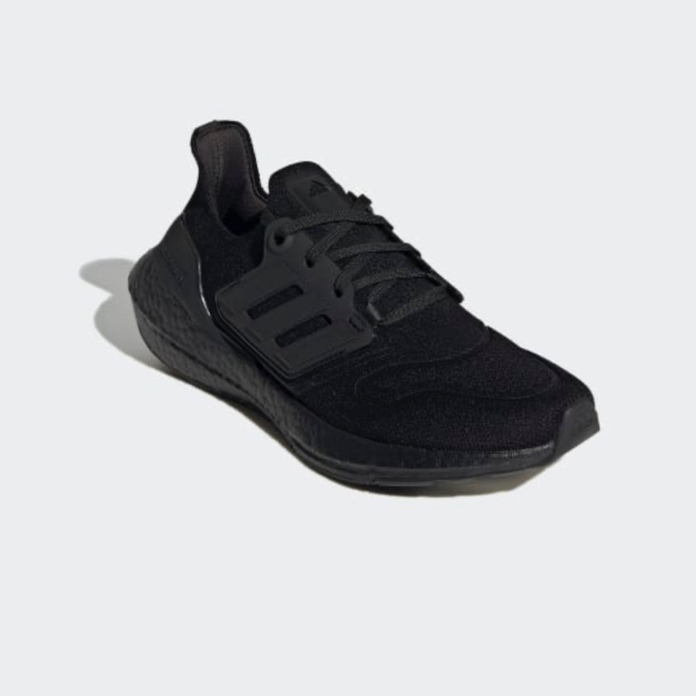 Adidas Black Ultraboost 22